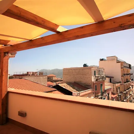 La Rosatea Bed & Breakfast 3*