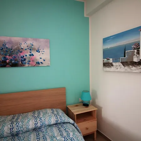 La Rosatea Bed & Breakfast 3*
